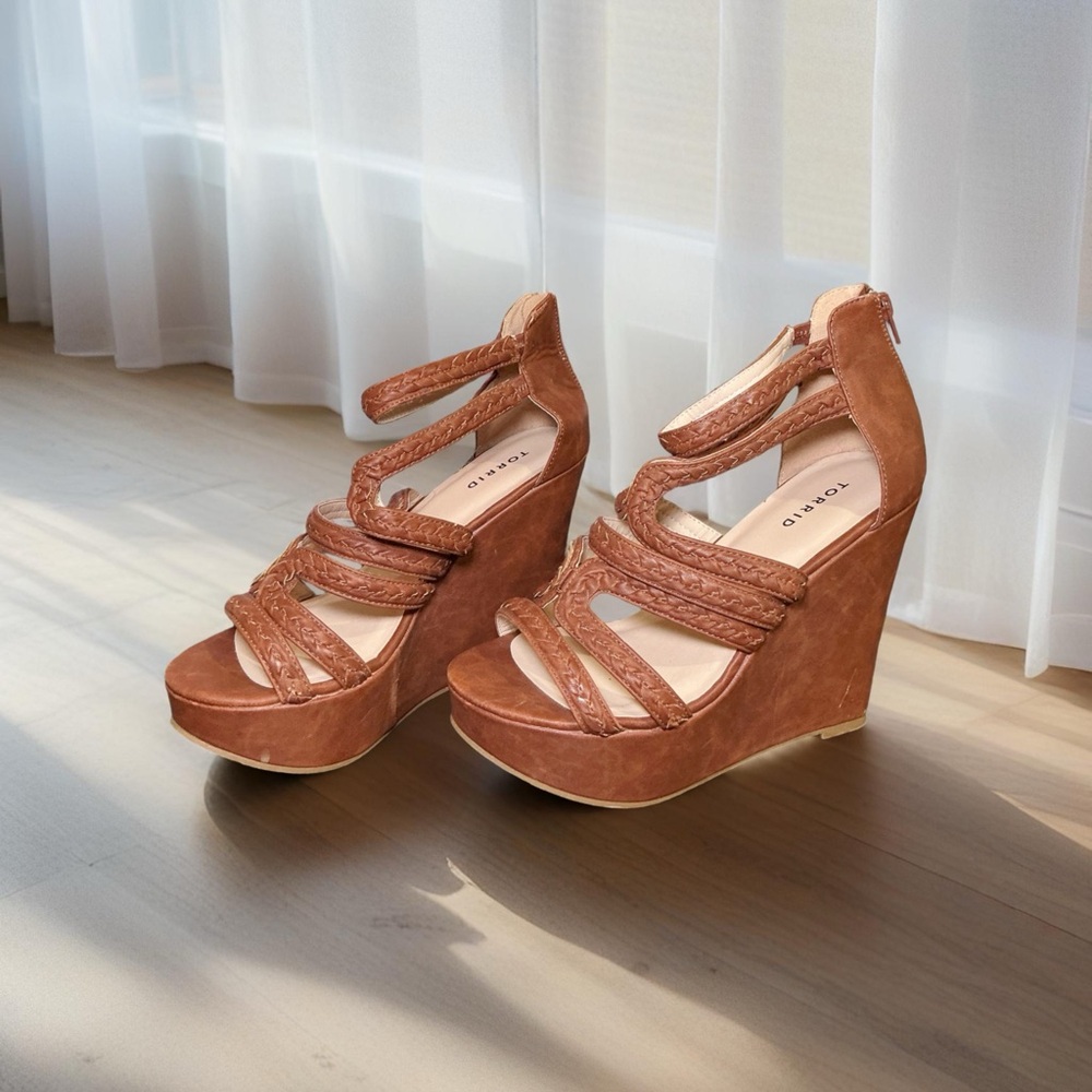 Torrid Brown Platform Sandals - image 2